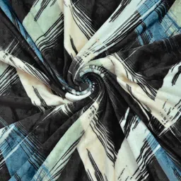 FABINALIV Black & Green Woollen AC Room 233 GSM Double Bed Blanket image 5