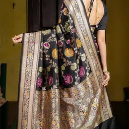 CaniBani Floral Zari Silk Blend Handloom Banarasi Saree image 3