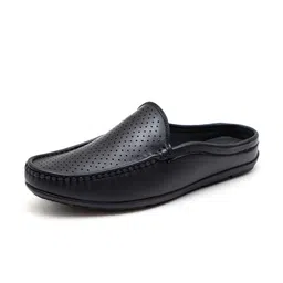 ARAMISH Men Perforations Leather Loafers-image-81