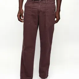 Dennis Lingo Men Solid Relaxed Fit Cotton Cargos Trousers image 4
