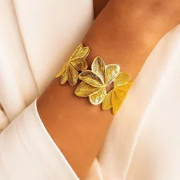 rubans voguish Rubans 18K Gold-Plated Stainless Steel Tarnish-Free Waterproof Floral Petal Cuff Bracelet image 1