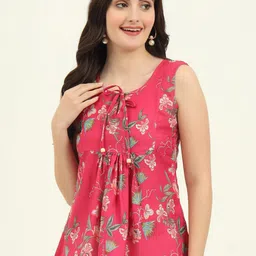 BANJANAN Women Floral Printed Tie-Up Neck Gathered or Pleated Top-picture-34
