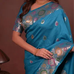 Mameraa Floral Zari Pure Silk Heavy Work Kanjeevaram Saree image 2