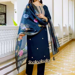 Brand Hill Women Ethnic Motifs Embroidered Regular Thread Work Chanderi Silk Kurta with Trousers & With image 4