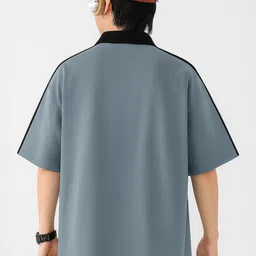 JUMPCUTS Men Typography Printed Polo Collar Drop-Shoulder Sleeves T-shirt image 3