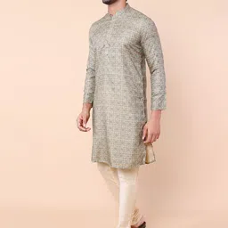 NAMASKAR Geometric Printed Mandarin Collar Pure Silk Straight Kurta With Pyjamas-image-33