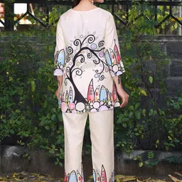 HERE&NOW Women Printed Silk Crepe Kurti with Trousers image 2