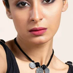 Look and Adorn German Silver Coin Necklace image 3