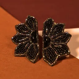 Jenni and Janki Floral Studs Earrings image 4
