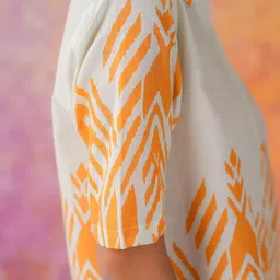 SANSKRUTIHOMES Geometric Printed Pure Cotton Shirt With Trousers image 5