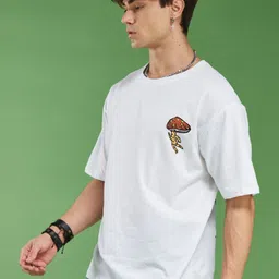 MaverIQ Men Graphic Printed Round Neck Cotton Oversized T-shirt image 5