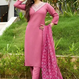 KRISHNA KURTIES Women Yoke Design Regular Thread Work Kurta with Trousers & With Dupatta image 2