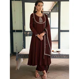 CANIZZARO Women Ethnic Motifs Embroidered Empire Thread Work Kurta with Trousers & With Dupatta image 2