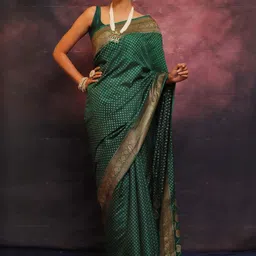 AVANTIKA FASHION Women Woven Design Zari Kanjeevaram Saree image 1