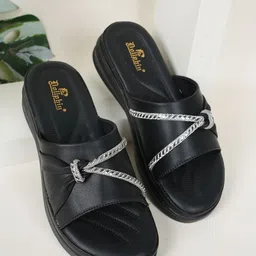 Dollphin Women One Toe Flats image 1