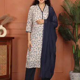 SOUNDARYA Women Floral Printed Cotton Kurta with Trousers & Dupatta-image-37