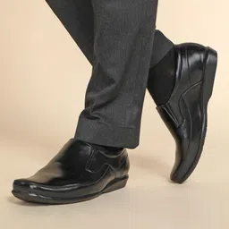 paragon K11240G Formal Shoes |Easy Wear Slip On|Soft Cushioned|Derby For Men Slip On For Men image 2