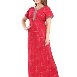 TRUNDZ Printed Maxi Nightdress image 3