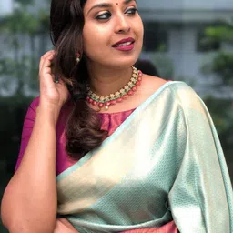 PHEASANT Woven Design Jacquard Banarasi Saree With Unstitched Blouse Piece image 4