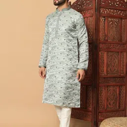 dvilla Men's Sage Grey Textured Kurta with Scattered Embroidery image 2