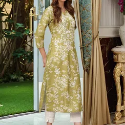 Aaghnya Women Green Kurtas image 3