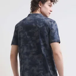 Estilocus Men Floral Printed Henley Neck Pockets T-shirt image 4