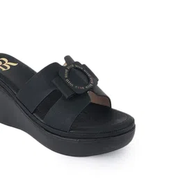 Bella Rosa Wedge Sandals with Buckles image 5