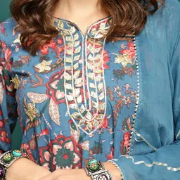 BANDIA Floral Printed Gotta Patti Pure Cotton Anarkali Kurta with Trousers & Dupatta image 2