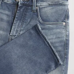 U.S. Polo Assn. Denim Co. Men Regular Fit Mid-Rise Light Fade Stretchable Jeans image 3