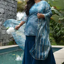 Instafab Plus Women Plus Size Woven Design Dyed Kurti with Palazzos & Dupatta-picture-37