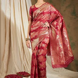 Maroosh Ethnic Motifs Woven Zari Banarasi Saree-picture-26