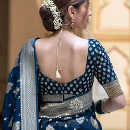 AMRUTKALA SAREES Ethnic Motifs Woven Design Zari Banarasi Saree image 4