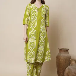 FASHOR Ikat Printed A-Line Flared Printed Tunic & Palazzos Co-Ord Set-picture-19