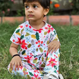 Emblica Unisex Kids Printed T-shirt with Trousers image 5