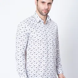 Sparky Men Floral Opaque Printed Casual Shirt image 2