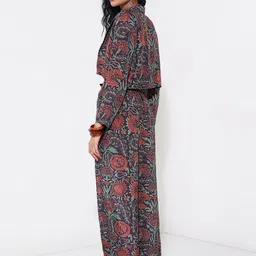 AKKRITI BY PANTALOONS Floral Printed Crop Top & Jacket With Trousers Co-Ords image 3