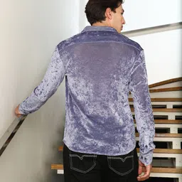 campus sutra Men Regular Fit Solid Spread Collar Casual Shirt image 3