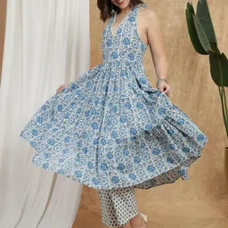 Globus Women Floral Printed Pleated Thread Work Kurta with Trousers-image-39