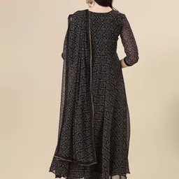 PMD Fashion Bandhani Printed Sweetheart Neck Georgette A-line Ethnic Dress With Dupatta image 3