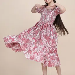 Pinly Floral Print Flutter Sleeve Crepe Fit & Flare Midi Dress-picture-16