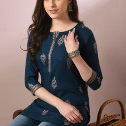 metronaut Casual Regular Sleeves Printed Women Multicolor Top image 4