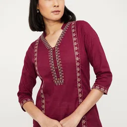 max Women Printed Cotton Blend Straight Kurta image 1