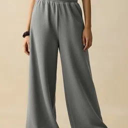 dockstreet Women Solid Grey Track Pants image 3