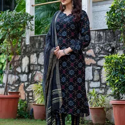 aradhna Women Viscose Rayon Kurti Pant Dupatta Set-picture-28
