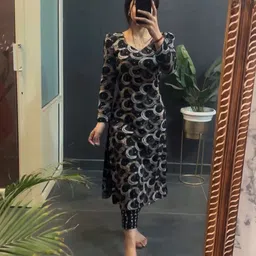 purimaa Women Printed Georgette A-line Kurta image 2