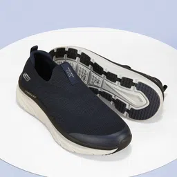 skechers D'Lux Walker - Quick Upgrade Walking Shoes For Men-picture-15