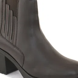 roadster RODW139-Brown Boots For Women image 4