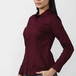 van heusen Women Regular Fit Solid Spread Collar Casual Shirt image 4
