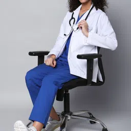 knya Lab Coat image 5