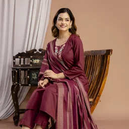 chafi collection Maroon Embroidered Kurta, Trouser/Pant & Dupatta Set-picture-16